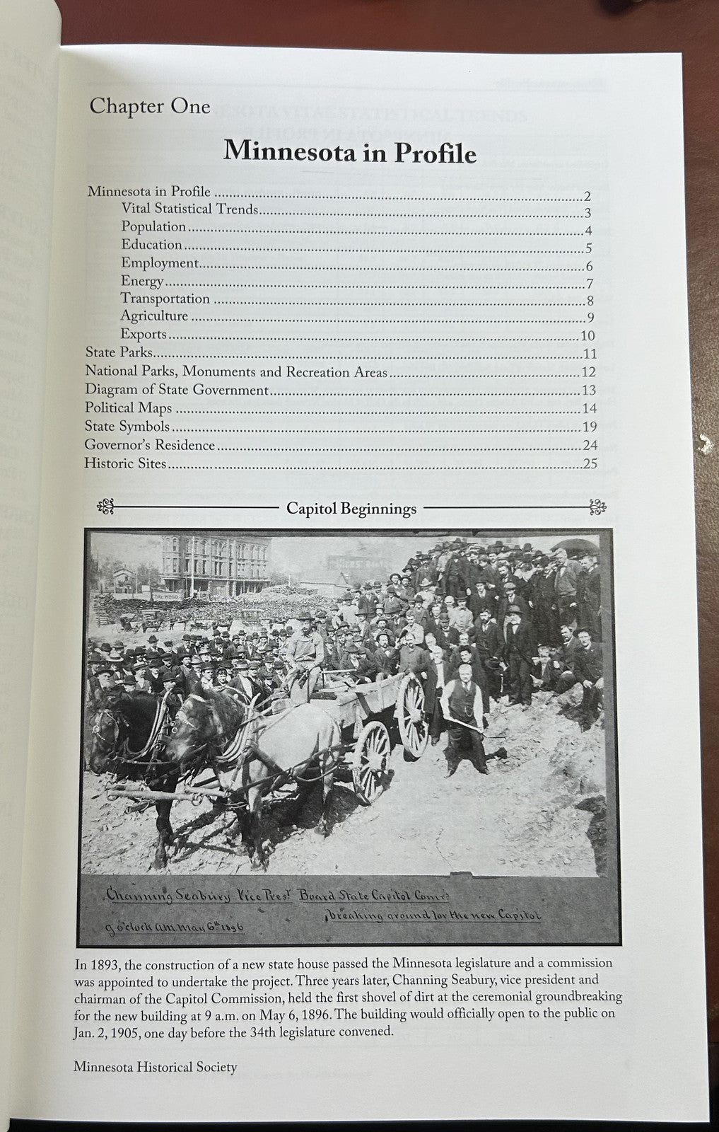 Retired Minnesota Legislative Manual Blue Book 2017-18 New; Historical Photos